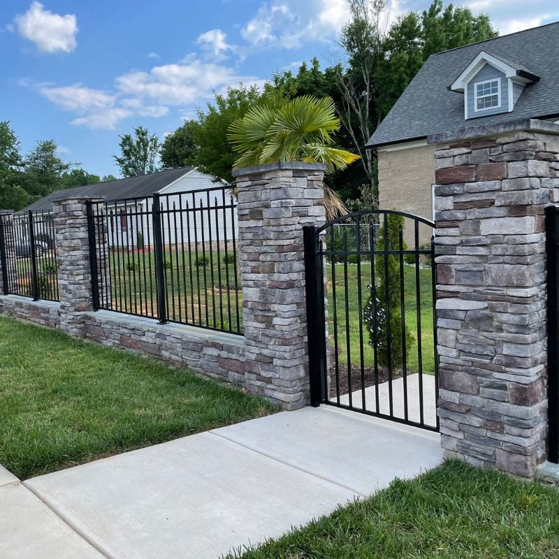 Custom fence aluminum in Charlotte